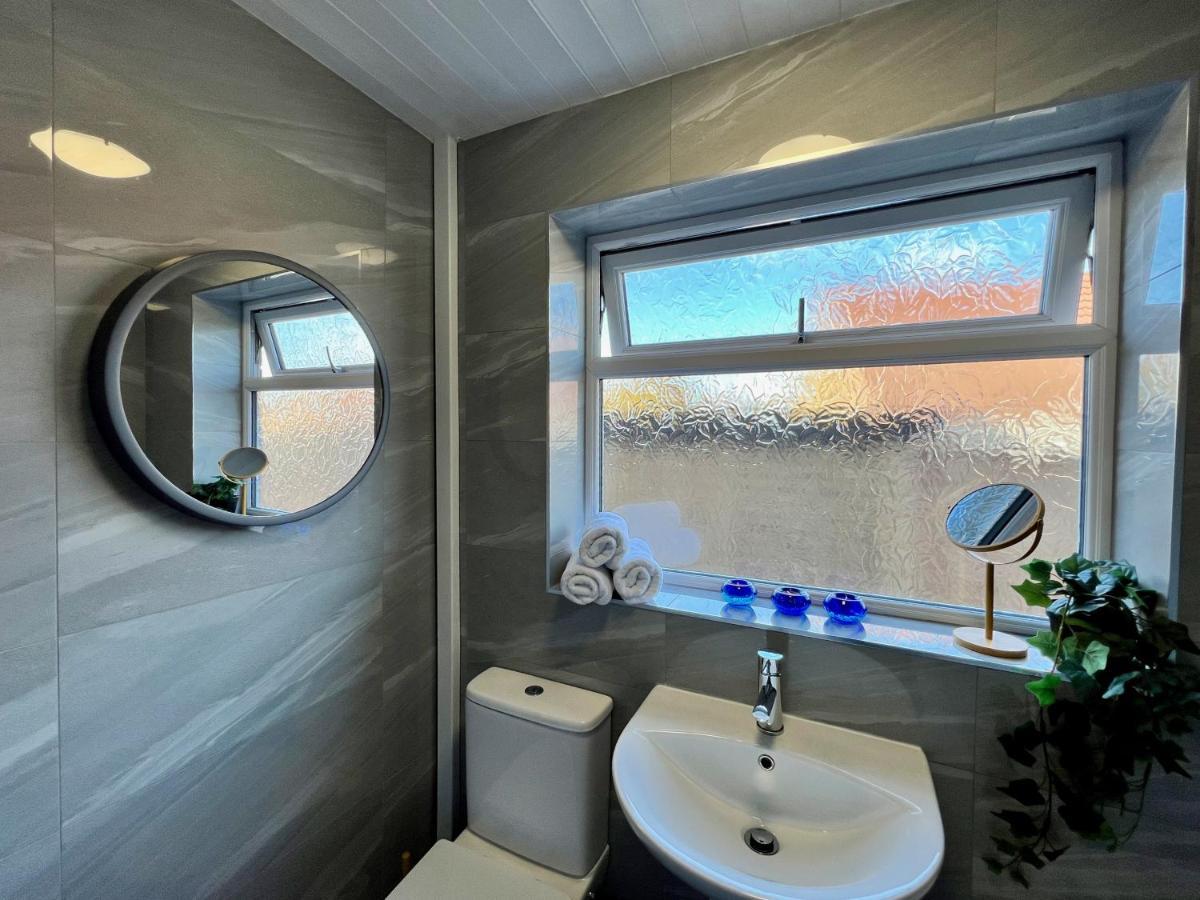 Curzon House One - Great For Contractors Or Family Holidays 클리소프스 외부 사진